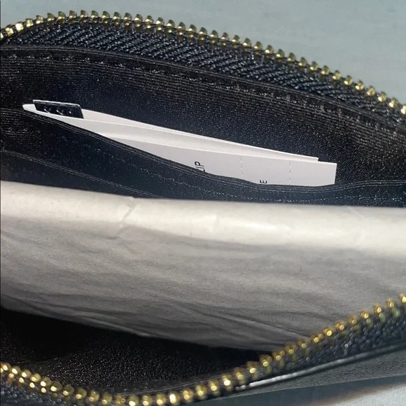 Coach Signature PVC Leather Corner Zipper F58035 IMAA8 - Picture 4 of 5